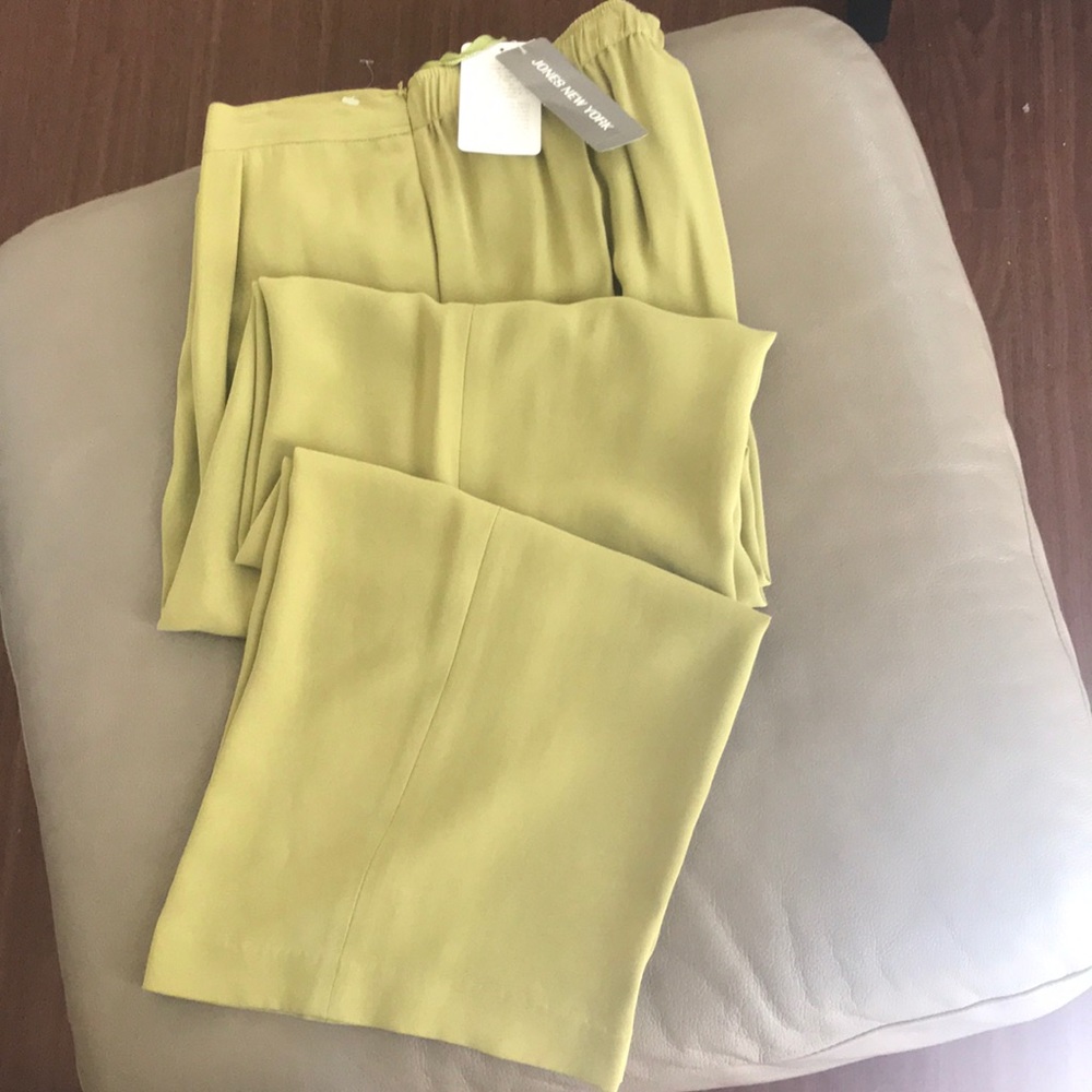 🚫SOLD🚫 Jones New York Silk Pants